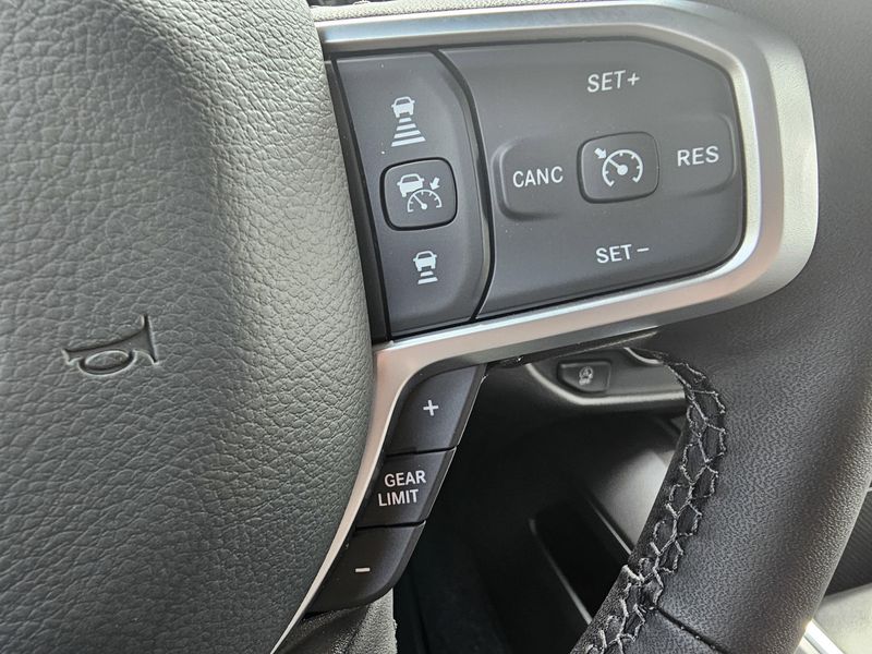 2025 RAM 1500 Big HornImage 23