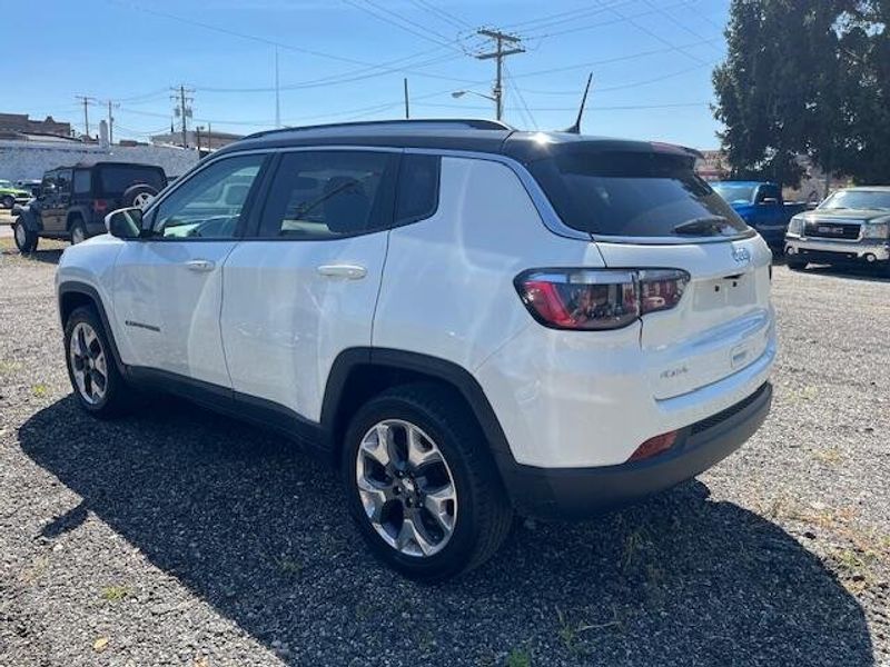 Used 2020 Jeep Compass Image 16