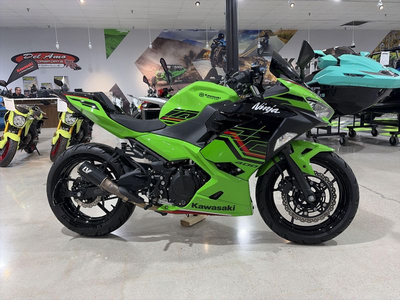 Used 2023 Kawasaki NINJA 400 Image 10