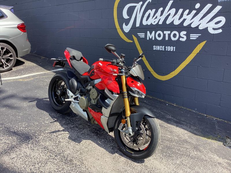 2022 Ducati Streetfighter V4 