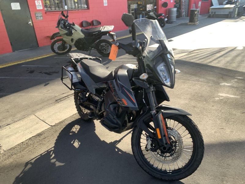 Used 2022 KTM Adventure 890 Image 18