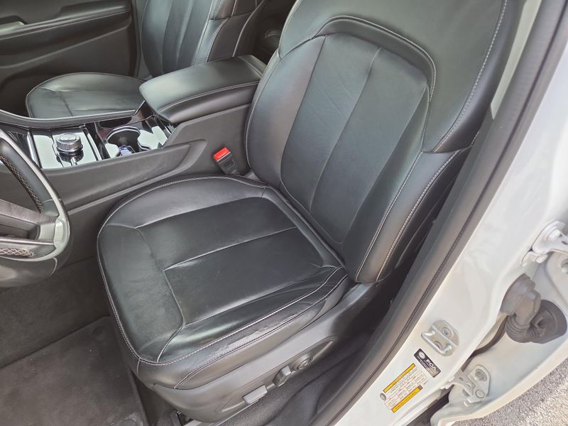 2022 Jeep Grand Cherokee Limited photo 13