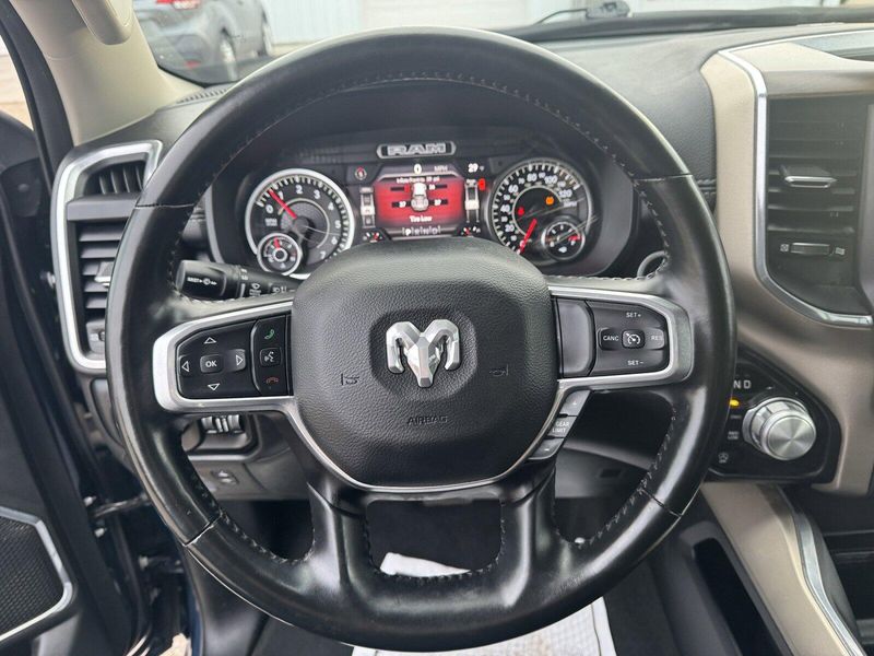 2022 RAM 1500 LaramieImage 17