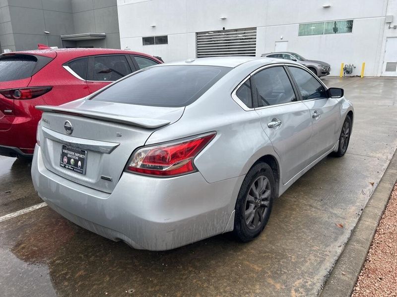 2015 Nissan Altima 2.5 SImage 3