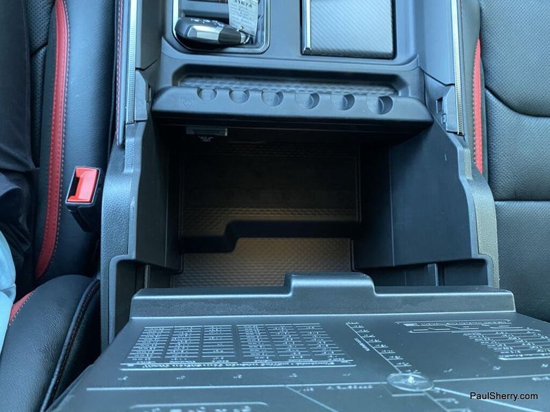 New 2026 RAM 1500 Rho Crew Cab 4x4 5'7' Box