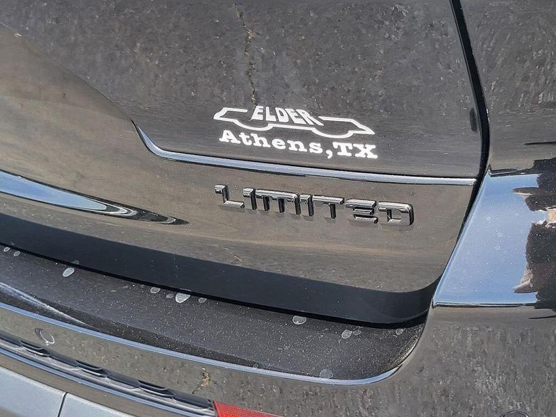 2025 Jeep Grand Cherokee L Limited 4x4Image 8