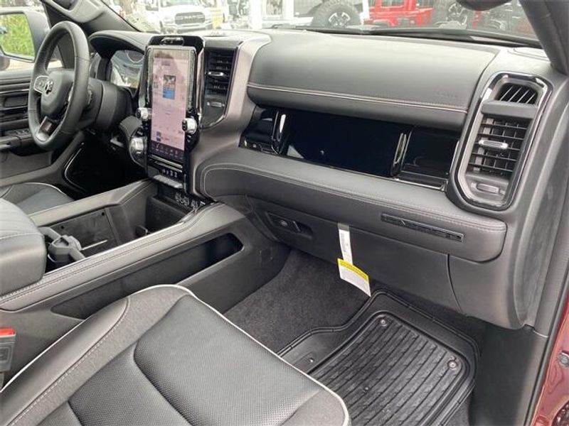 2025 RAM 1500 Limited Crew Cab 4x4 5