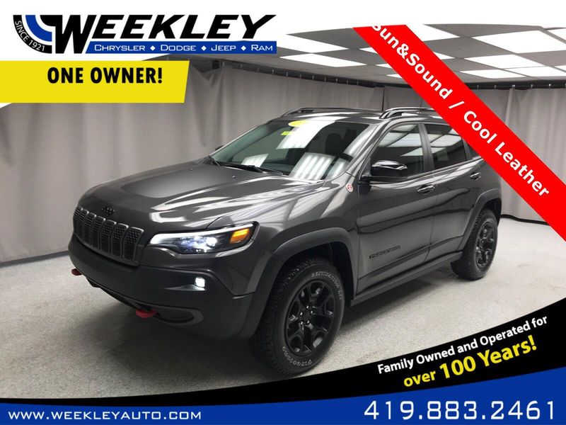 2023 Jeep Cherokee TrailhawkImage 1