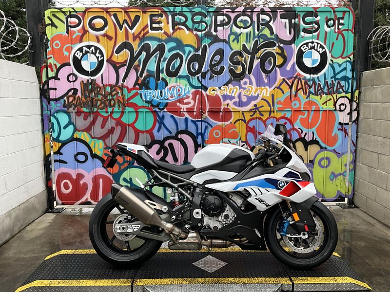 New 2026 BMW S 1000 RR Image 4