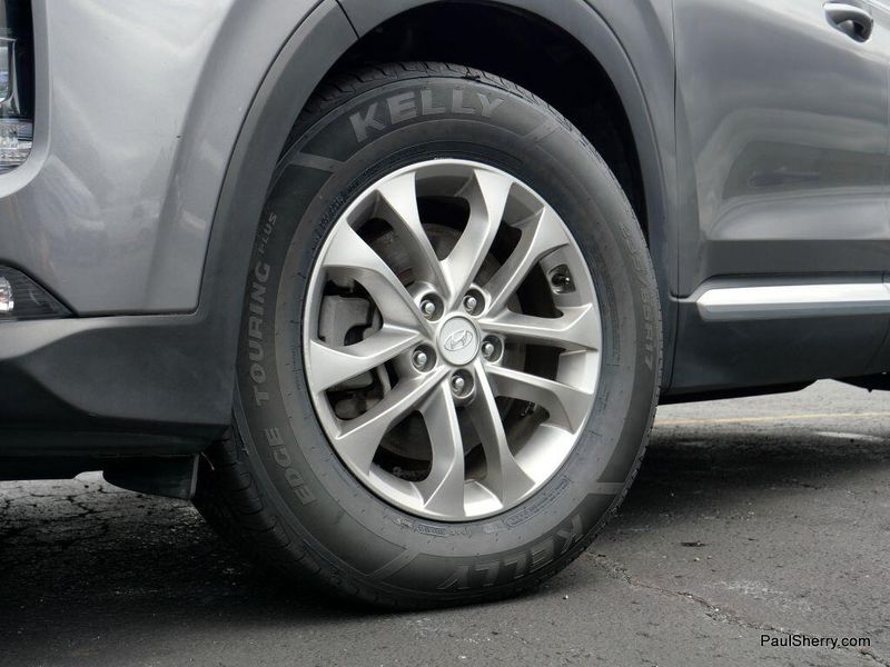 Used 2019 Hyundai Santa Fe SELImage 8