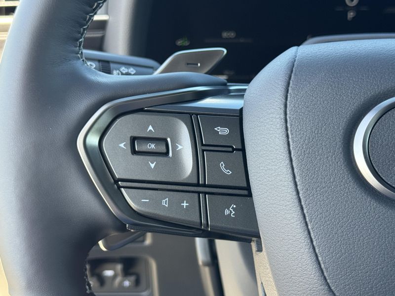New 2026 Lexus LX 600 LuxuryImage 23