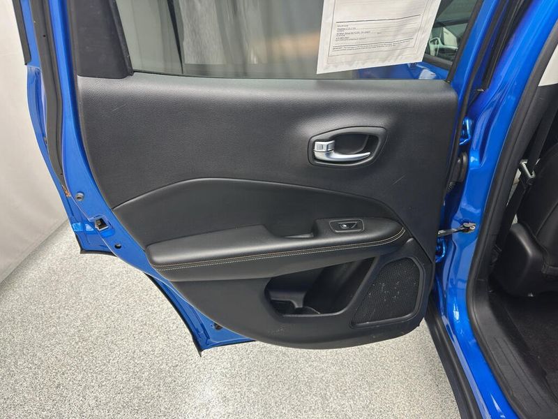 Used 2018 Jeep Compass LatitudeImage 13