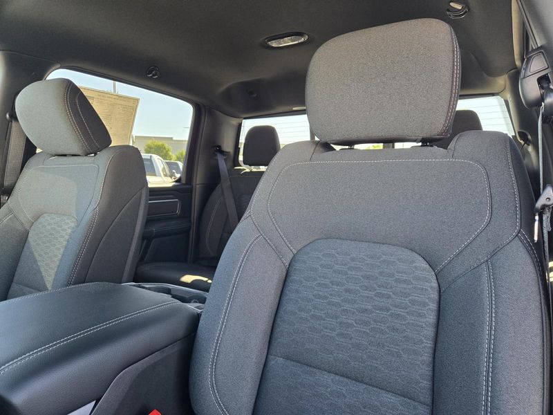 New 2026 RAM 1500 Big Horn Crew Cab 4x2 5'7' Box