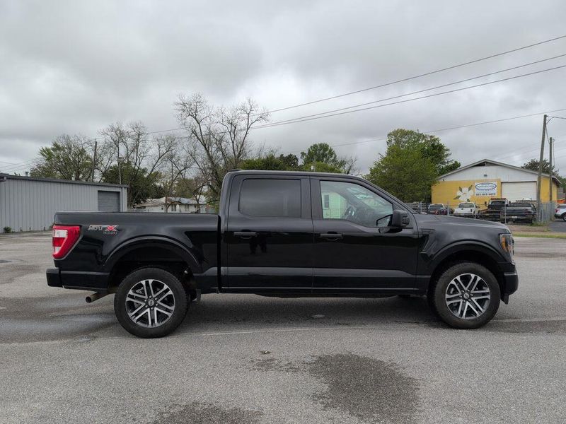 2023 Ford F-150 XLImage 8