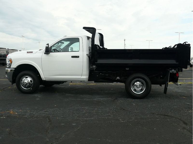 2024 RAM 3500 Tradesman Chassis Regular Cab 4x4 60