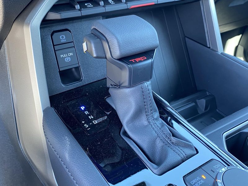 New 2025 Toyota Tundra Limited HybridImage 18
