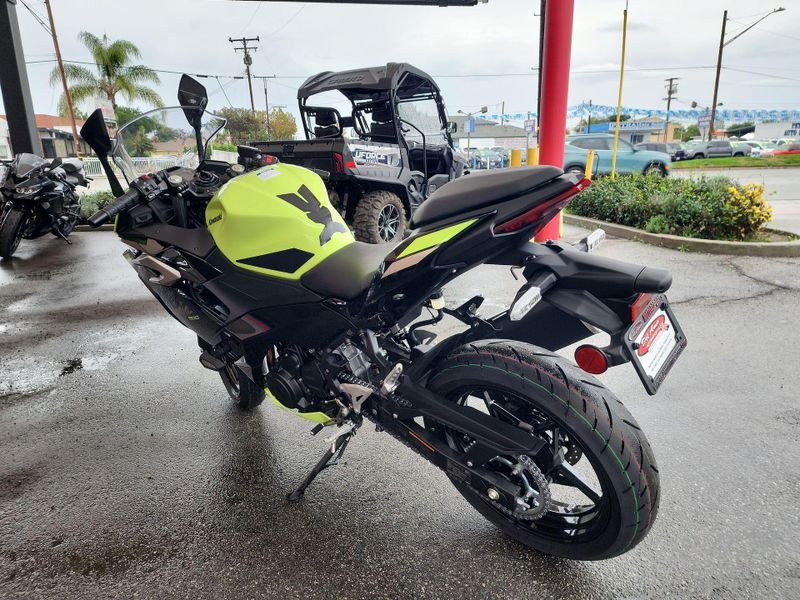 New 2026 Kawasaki NINJA 500 SE ABS Image 13