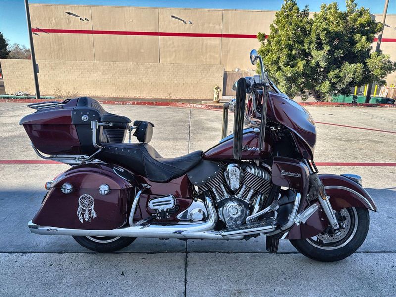 Used 2017 Indian Motorcycle Roadmaster Image 18