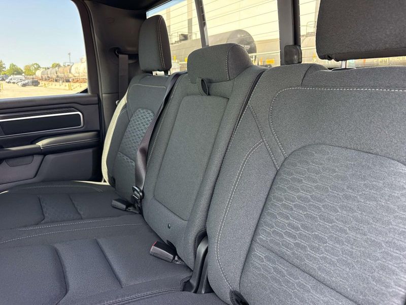 New 2026 RAM 1500 Big Horn Crew Cab 4x4 5'7' Box