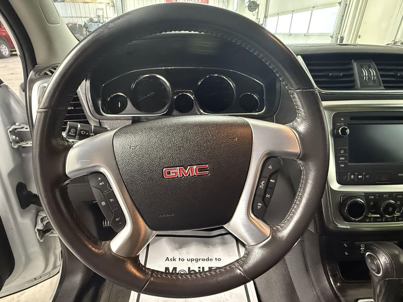 Used 2016 GMC Acadia SLTImage 25