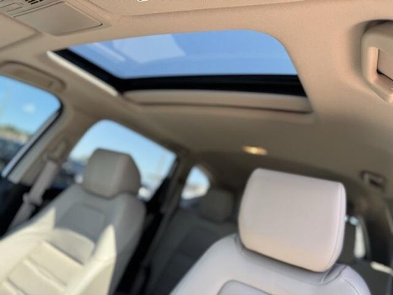 2022 Honda CR-V EX-LImage 17