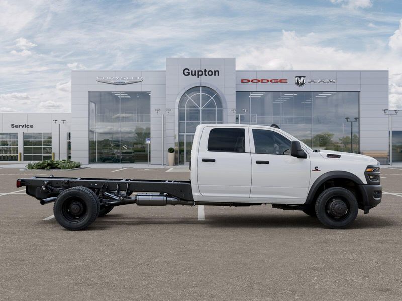 New 2027 RAM 5500 Tradesman Chassis Crew Cab 4x4 84