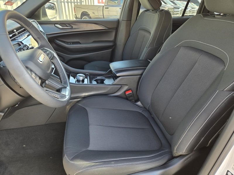 Used 2025 Jeep Grand Cherokee Laredo X 4x2