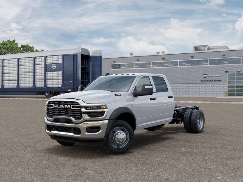 New 2025 RAM 4500 Chassis Cab TradesmanImage 36