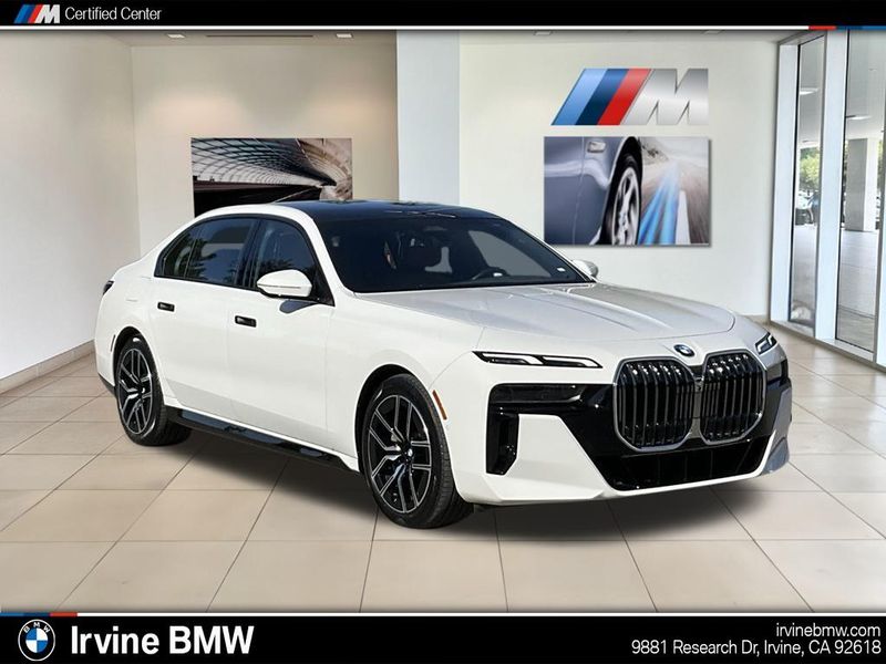 2023 BMW 7 Series 740iImage 1