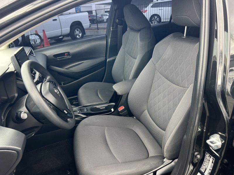 Used 2022 Toyota Corolla LEImage 16