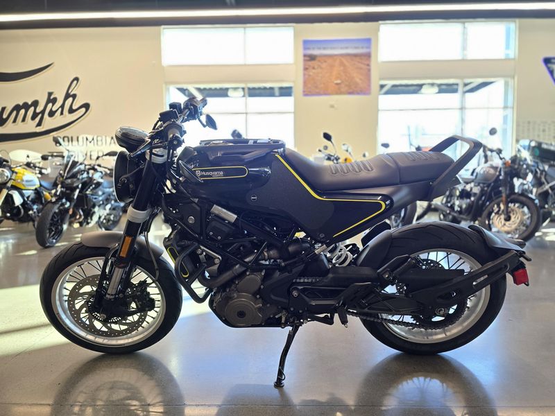 Used 2019 Husqvarna SVARTPILEN 401 
