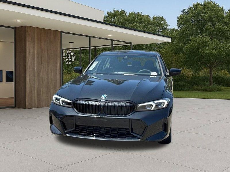 New 2026 BMW 3 Series 330iImage 3