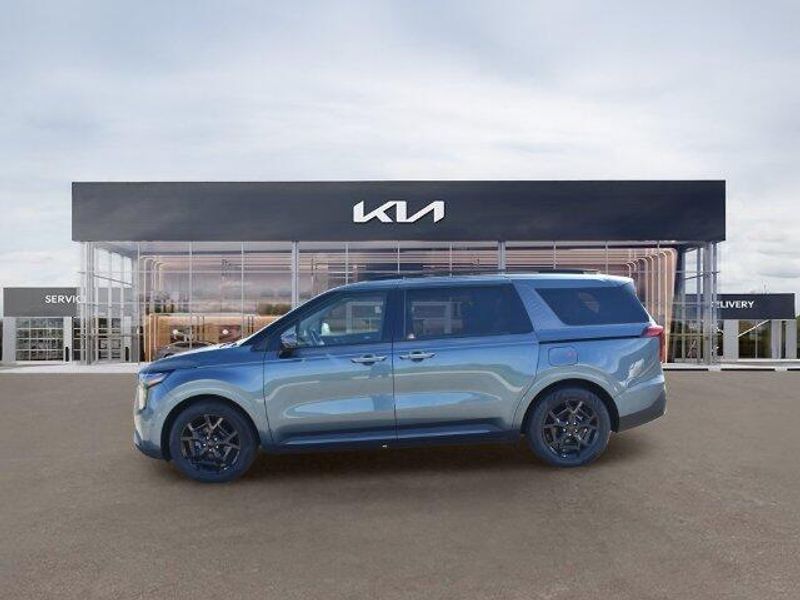 New 2027 Kia Carnival SXImage 7