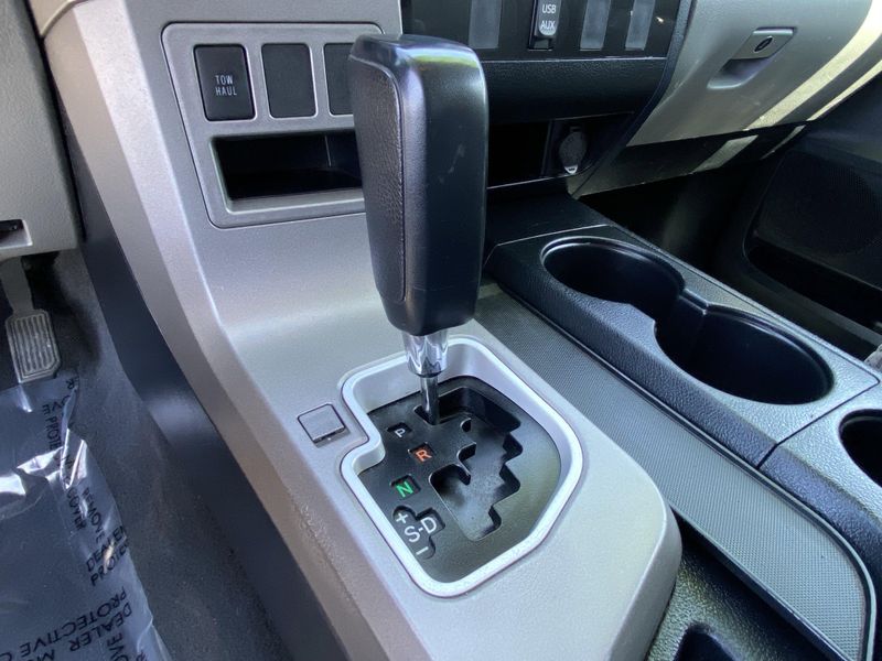Used 2012 Toyota Tundra 2WD Truck GradeImage 24