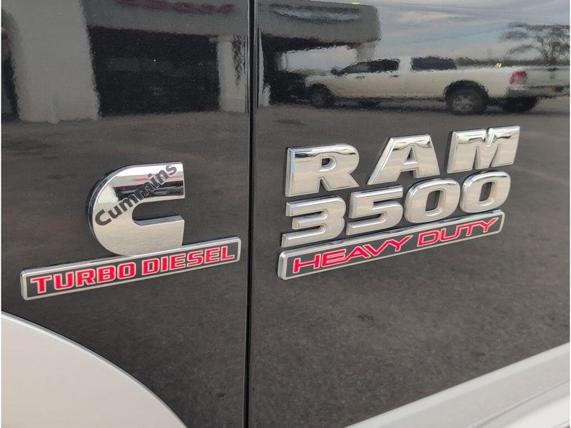 Used 2017 RAM 3500 LaramieImage 10