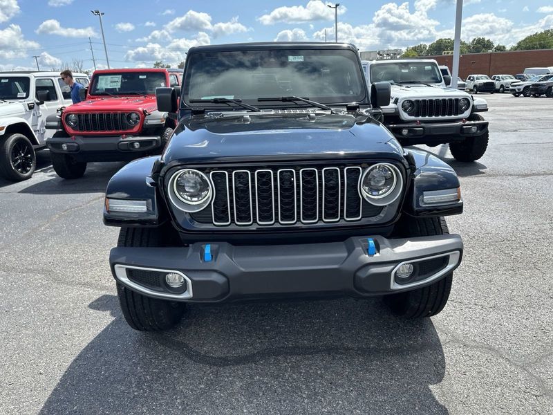 2024 Jeep Wrangler 4-door Sahara 4xeImage 3