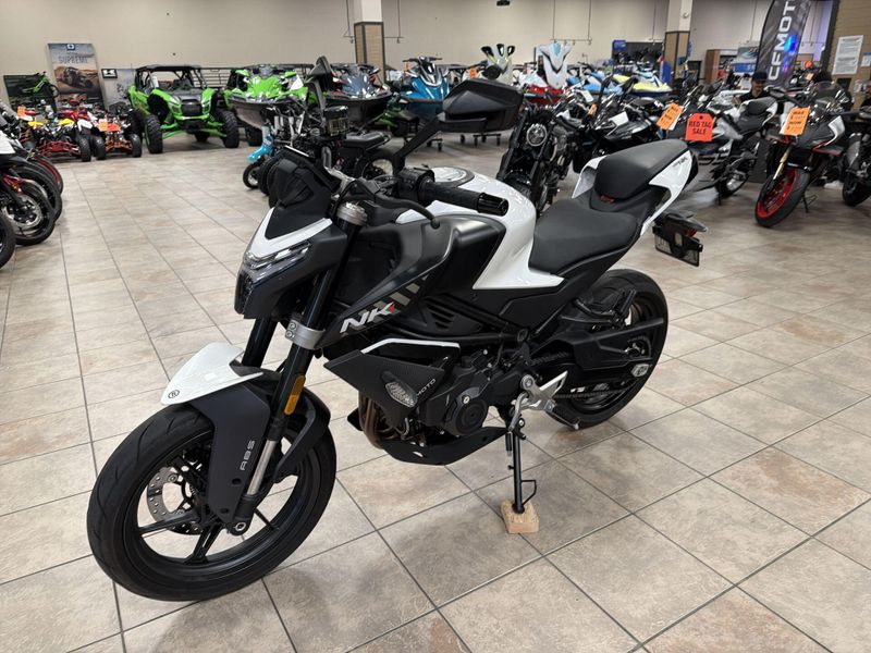 Used 2024 CFMOTO 450NK Image 13