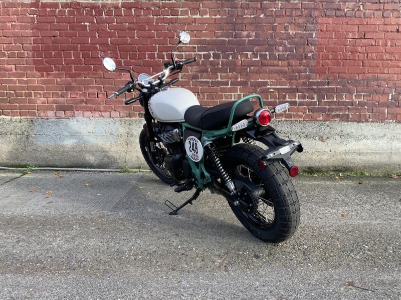 New 2025 Royal Enfield INT BEAR 650 