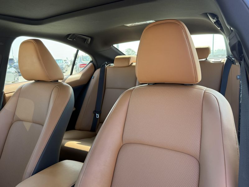 Used 2024 Lexus IS 300Image 20