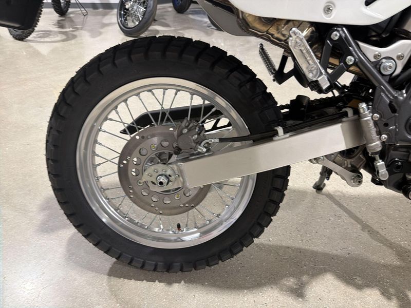 New 2026 Suzuki DR650S Image 21