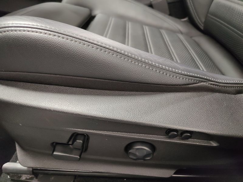 Used 2024 Alfa Romeo Stelvio Veloce AWD w/Sunrof/Activ AsstImage 17