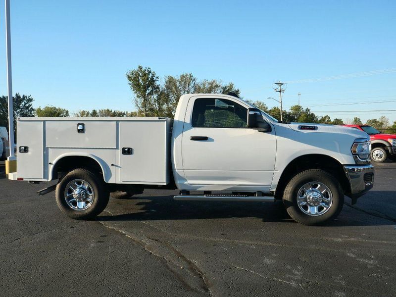 2023 RAM 2500 Tradesman Regular Cab 4x4 8