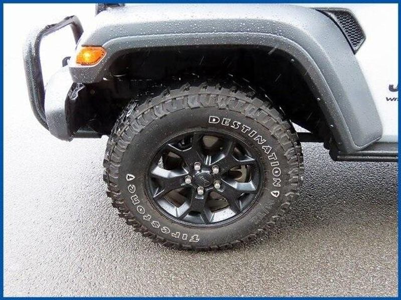2021 Jeep Wrangler Unlimited WillysImage 4