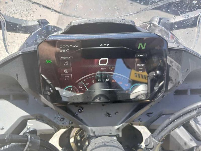 2025 CFMOTO 450SS CF4006US 