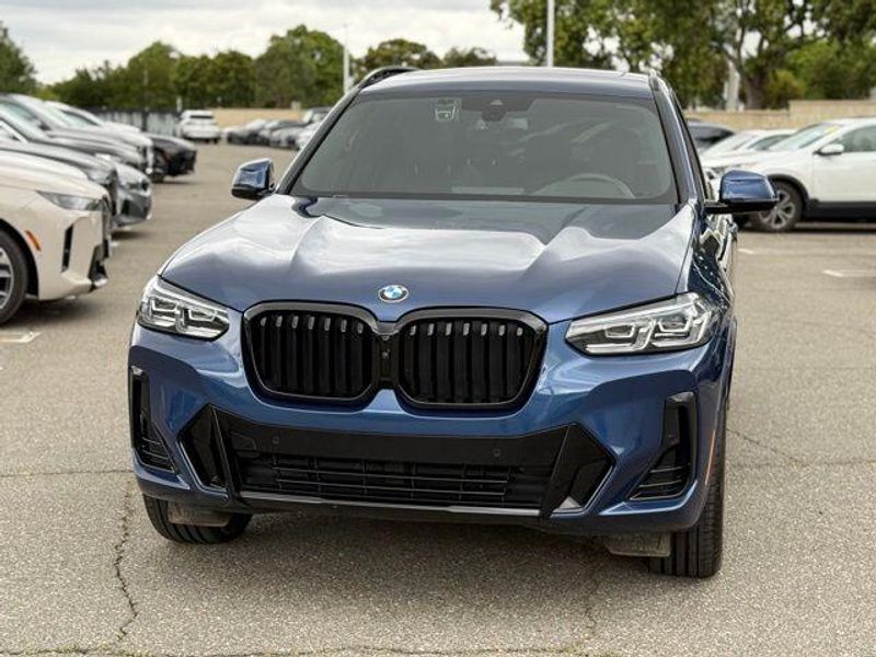 Used 2024 BMW X3 sDrive30iImage 3