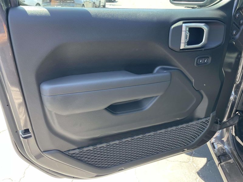 New 2026 Jeep Wrangler 4-door Sport
