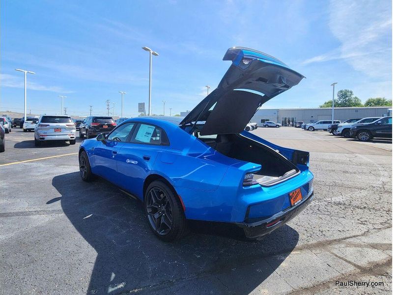 New 2026 Dodge Charger Scat Pack 4-door Awd