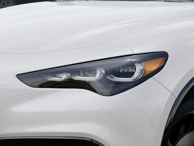 New 2025 Alfa Romeo Stelvio AwdImage 32