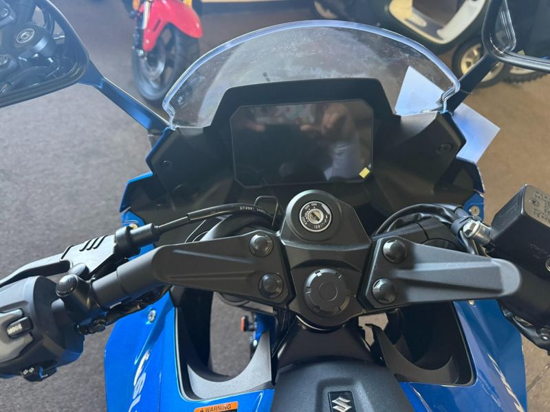 New 2026 Suzuki GSX-8R Image 18