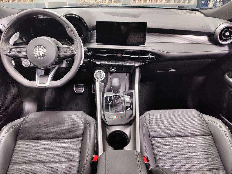 Used 2024 Alfa Romeo Tonale Ti Premium eAWD w/Sunroof/Actic/High PerfImage 21